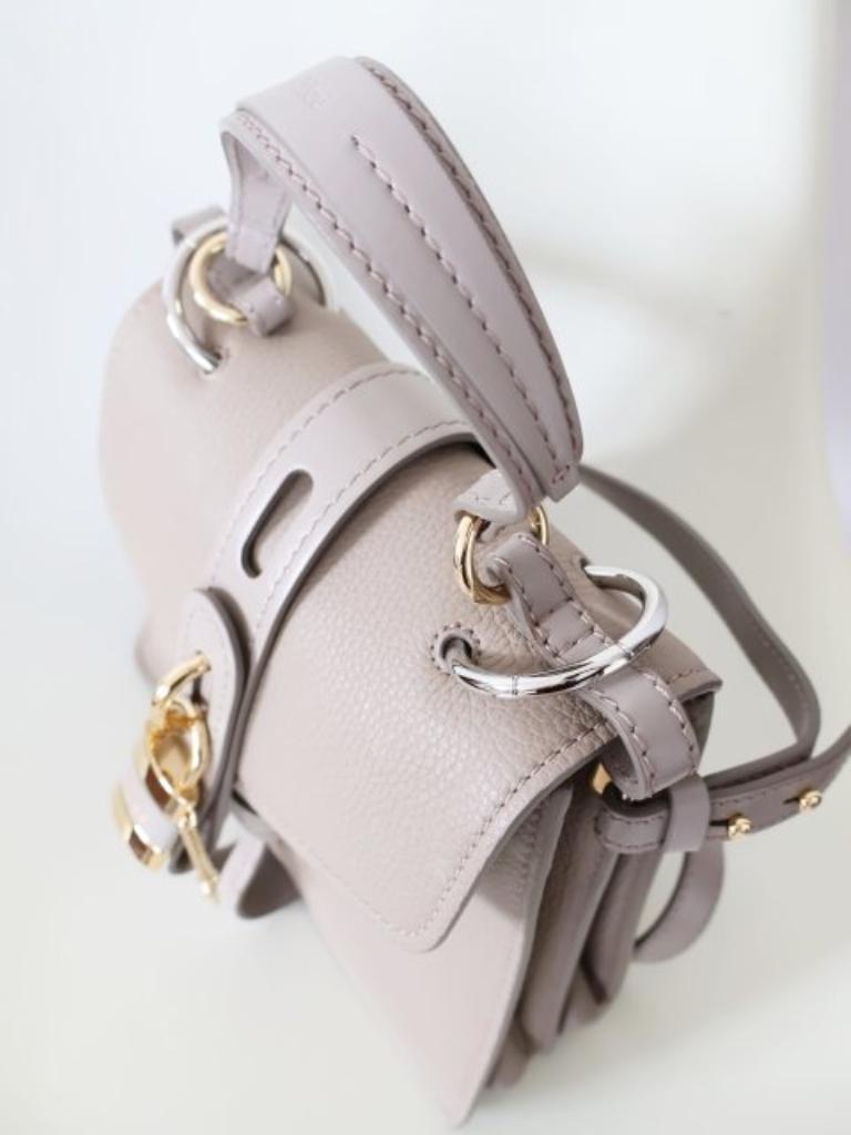 【極美品】Chloe クロエ アビー ミディアム ショルダーバッグ グレージュ Chloe（ハイブランド） ショルダーバッグ その他 ジュリア札幌店