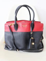 PRADA、その他、ショルダーバッグ（ハイブランド）