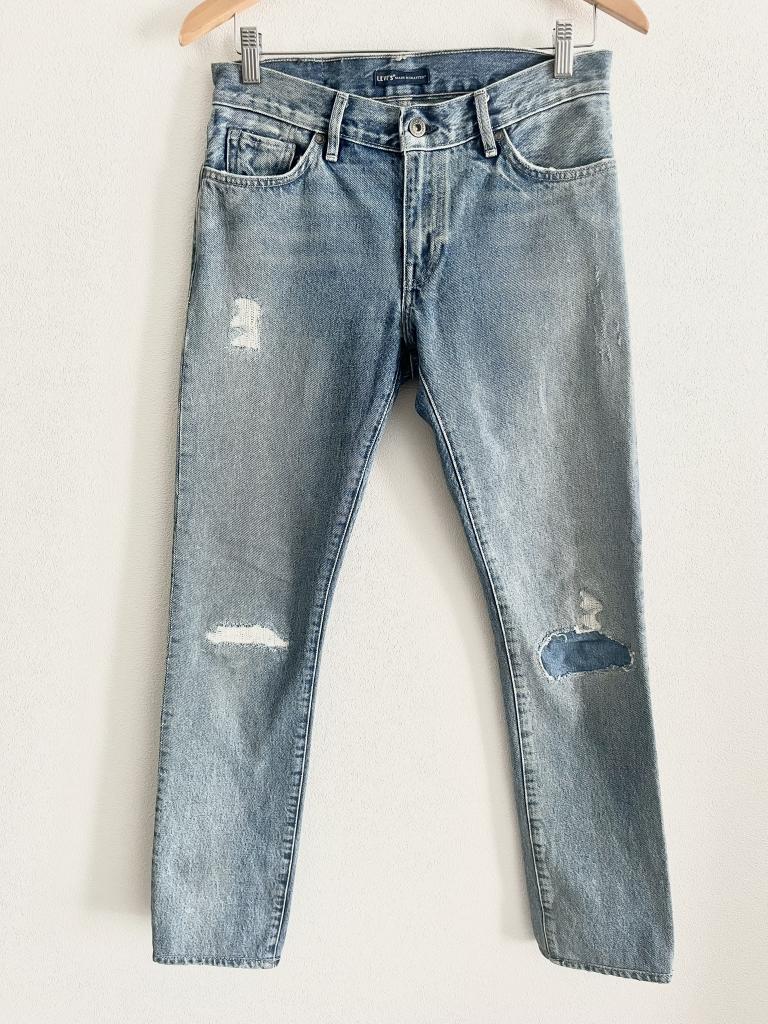LEVI'S