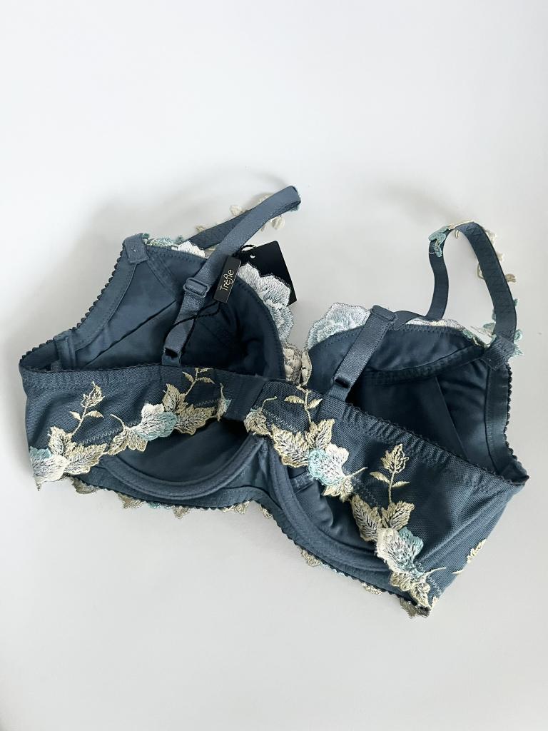 Wacoal Trefle ブラ＆ショーツ F70 ジュリア札幌店｜Wacoal Trefleの