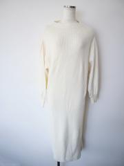 2024年製☆INED、Mサイズ、ワンピース