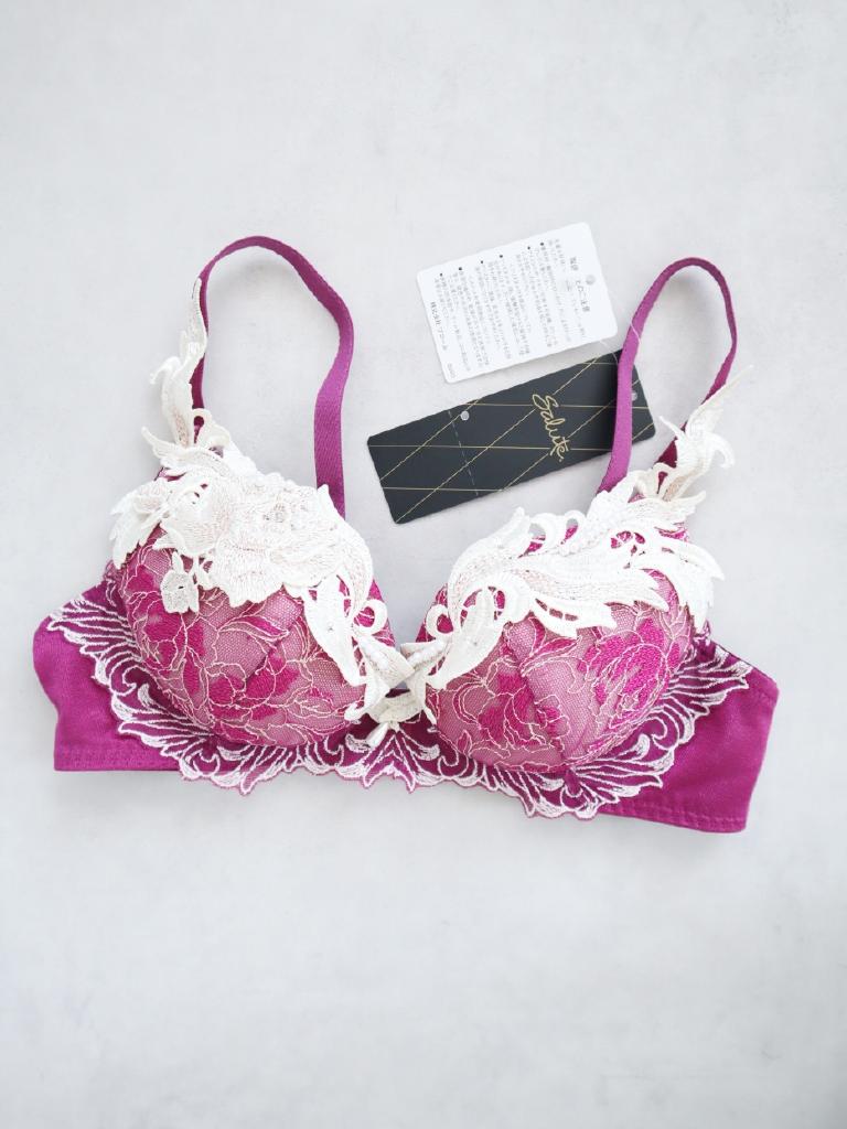 Salute、希少03グループ婚礼衣装ブラジャーG65サイズ。 HIMICO GRANDE 003 ブラジャー 大きいサイズ GHI 65-85 Dalia Stellato
