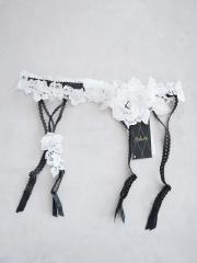 Wacoal Salute、Mサイズ、ランジェリー