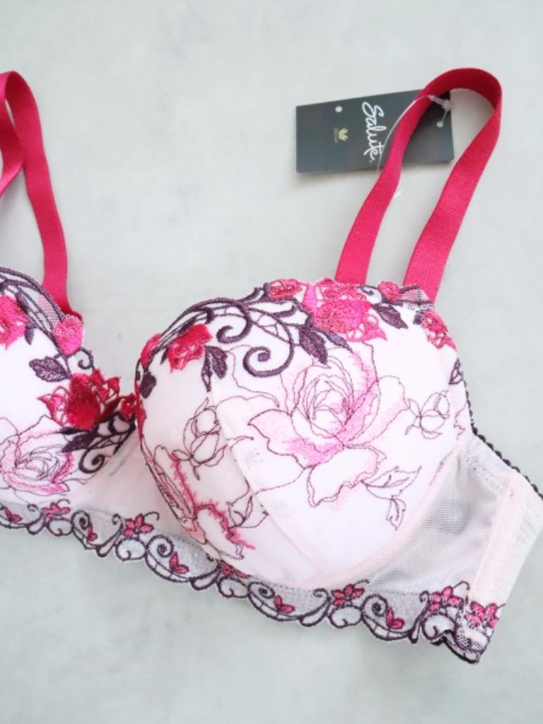 Wacoal Salute ブラジャー D80～ ジュリア札幌店｜Wacoal Saluteの