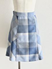 2024-25年製☆ BLUE LABEL CRESTBRIDGE、～XSサイズ、スカート