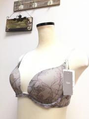Wacoal Yue、C75、ブラジャー