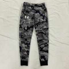 UNDER ARMOUR