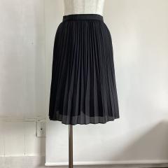 23区、34、スカート