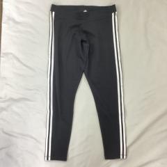 2023年製　adidas、大きいサイズ、パンツ