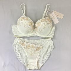 Triumph、D80～、ファッション雑貨・小物