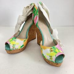 NINE WEST