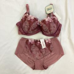 Triumph、D80～、ファッション雑貨・小物