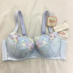 Triumph、D80～、ファッション雑貨・小物