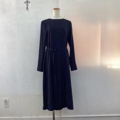 2025年製　PLST、Mサイズ、ワンピース