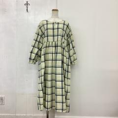 Samansa Mos2、F（フリー）、ワンピース