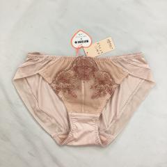 AMO'S STYLE by Triumph、L（アンダーウェア）、ファッション雑貨・小物