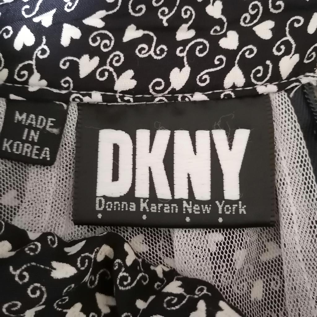 何でも揃う DKNY ジャンパースカート