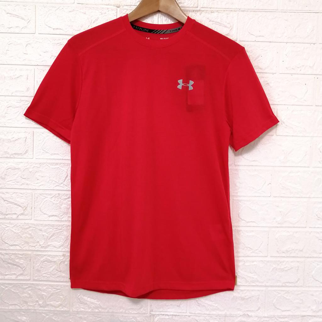 UNDER ARMOUR