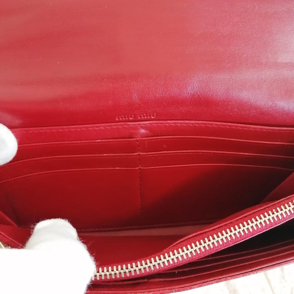 miu miu レッド キルティング 長財布　箱付き miu miu 財布（ハイブランド） サイズ表示なし メリードール