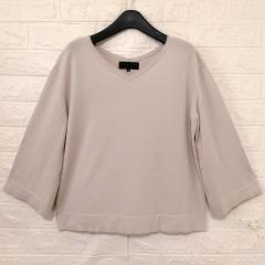 UNTITLED、Mサイズ、ニット