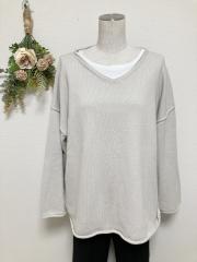 UNTITLED、Mサイズ、ニット
