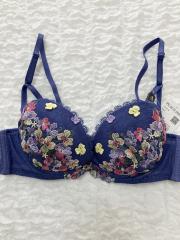 PEACH JOHN、A75、ブラジャー