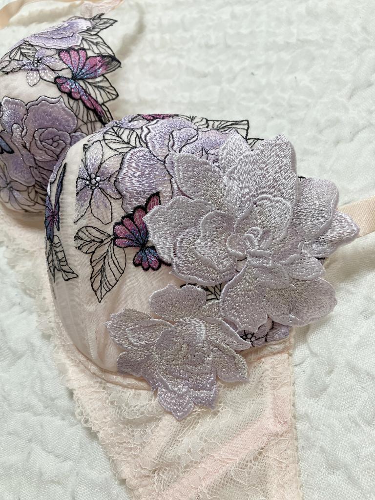 ☆ワコール サルート F75・ L☆82G 新品】☆Wacoal Salute☆ 82G ブラ&ソング F75/M ☆ワコール