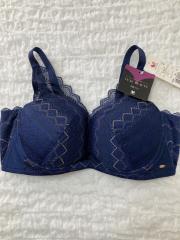 Wacoal LUXE BEAUTE、D80～、ブラジャー