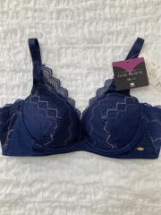 Wacoal LUXE BEAUTE、B70、ブラジャー