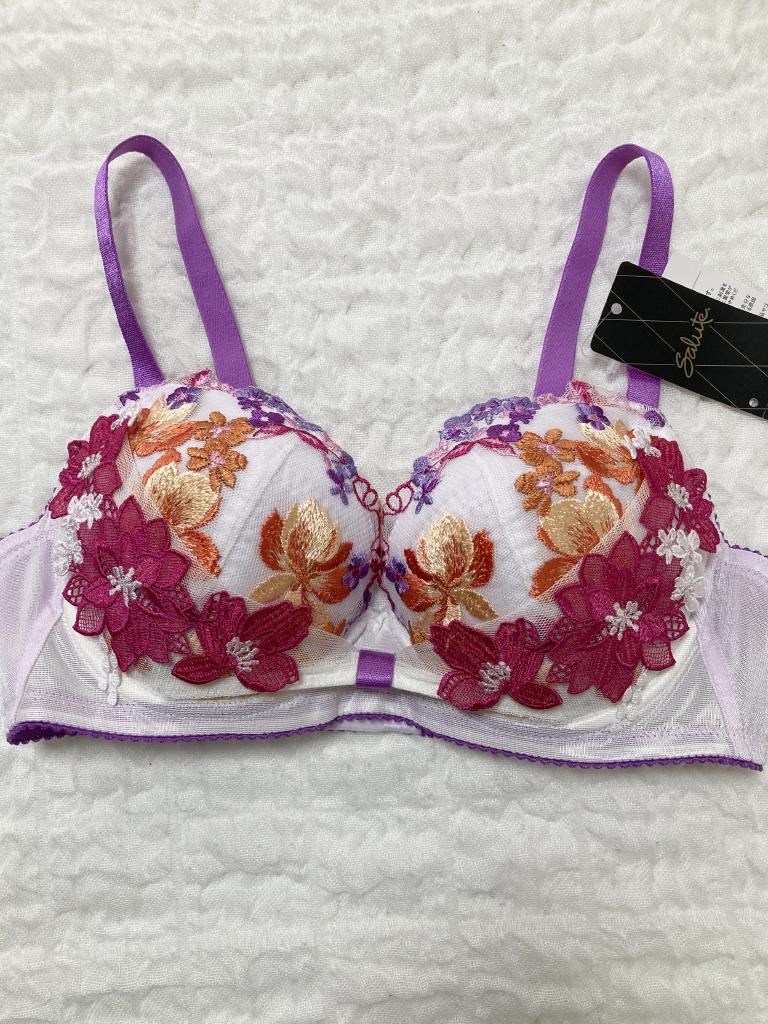 サルート88 Ｄ70 Wacoal Salute ブラジャー D70 Re&｜Wacoal Saluteのメンズの