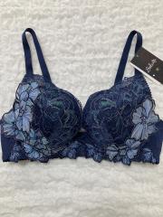 Wacoal Salute[ワコール サルート]|レディース（婦人服）の古着