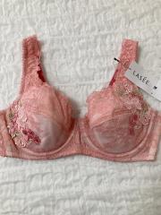 Wacoal LASEE、C80～、ブラジャー