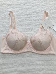 Wacoal ALULA、C80～、ブラジャー