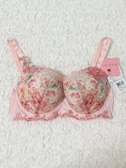 Wacoal L'ge、E70、ブラジャー