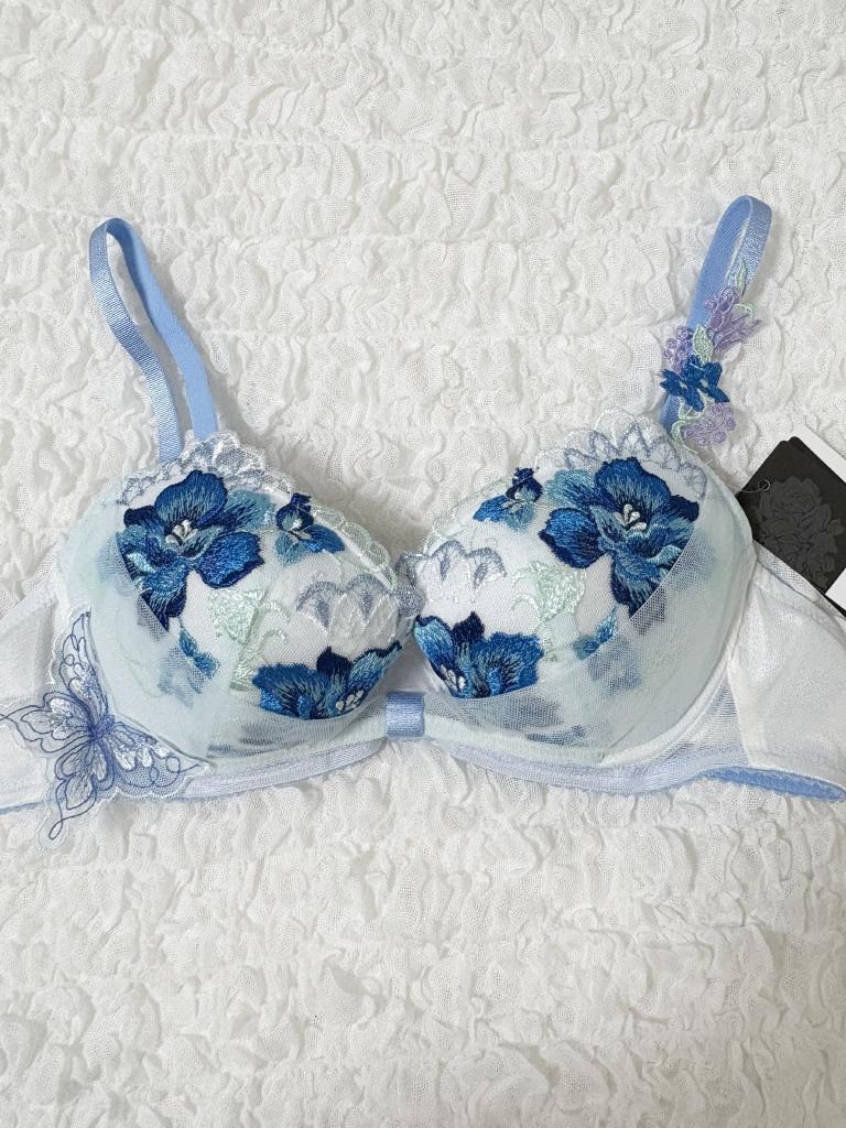 【今週限定SALE・新品】salute C75 L 53g Wacoal 新品】wacoal サルート 96 ブラ ソングセット C75M KO - メルカリ