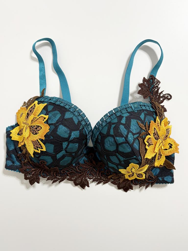 Salute ブラジャー E70 62G Wacoal Salute ブラジャー E70 Re&｜Wacoal Saluteのメンズの古着通販