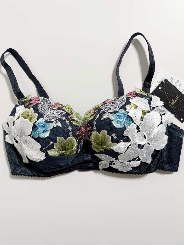 Wacoal Salute ブラジャー E70 Re&｜Wacoal Saluteのメンズの古着通販