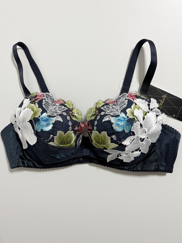 Wacoal Salute ブラジャー D75 Re&｜Wacoal Saluteのメンズの古着通販