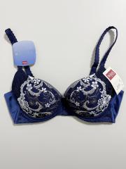 Wacoal wing、C65、ブラジャー