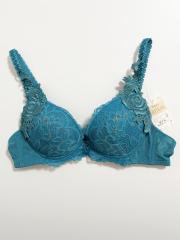 Wacoal Wing Lesiage、B75、ブラジャー