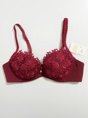 Wacoal Wing Lesiage、B75、ブラジャー