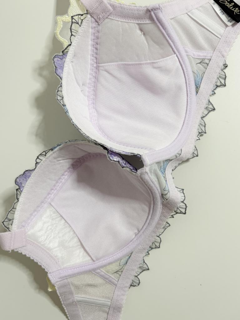 Wacoal Salute ブラジャー F65 Re&|Wacoal Saluteのメンズの古着通販 Wacoal Salute ブラジャー F65 Re&|Wacoal Saluteのメンズの古着通販