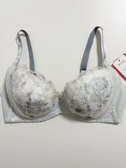 Wacoal wing、D80～、ブラジャー