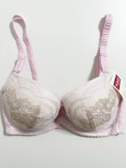 Wacoal wing、D65、ブラジャー