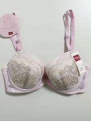 Wacoal wing、C65、ブラジャー