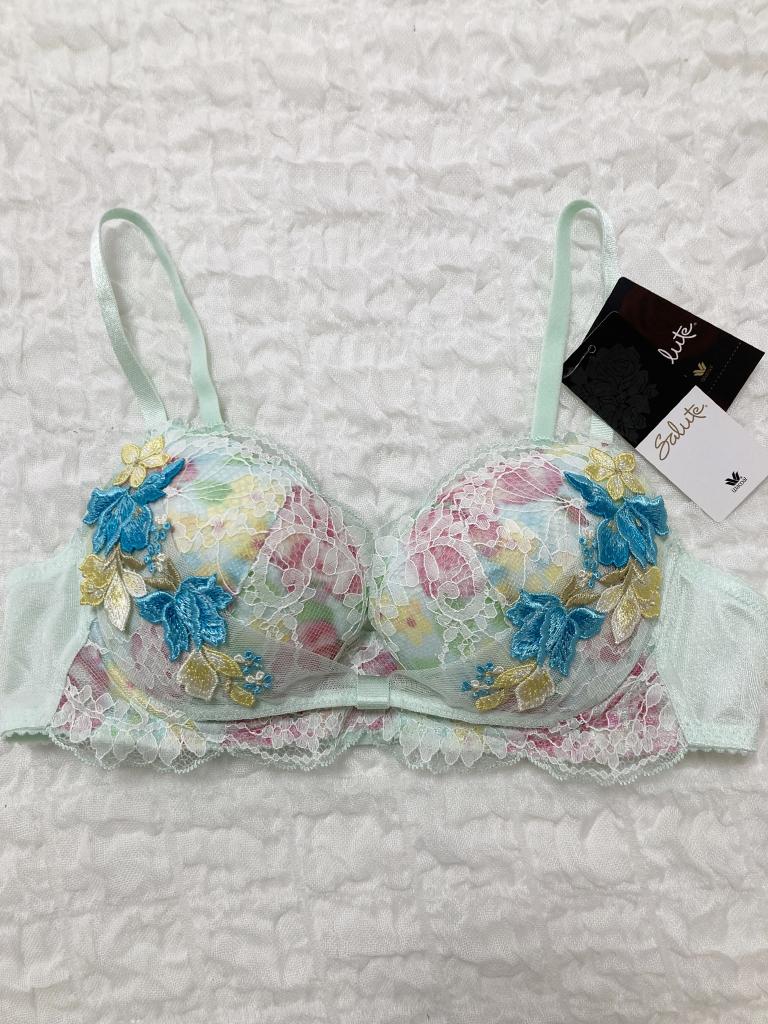 Wacoal Salute ブラジャー C75 Re&｜Wacoal Saluteのメンズの古着通販