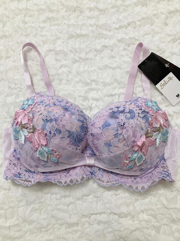 ★値下げ　Wacoal Salute　ブラジャー　C70 62G タグ付き新品 Wacoal Salute ブラジャー F70 Re&｜Wacoal Saluteのメンズの古着通販