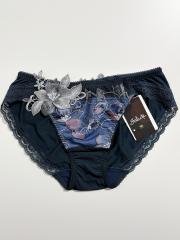 Wacoal Salute、M（アンダーウェア）、ショーツ