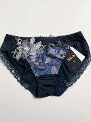 Wacoal Salute、M（アンダーウェア）、ショーツ