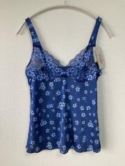 Triumph、L（アンダーウェア）、ランジェリー